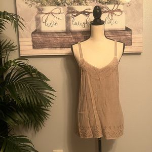🎽NWOT Jackpot Woman’s Unique Tank top Size L